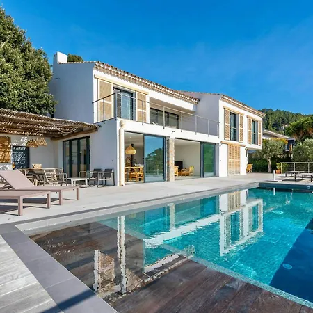 Contemporary With Sea View Vakantiehuis *