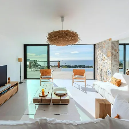 Vakantiehuis Contemporary With Sea View