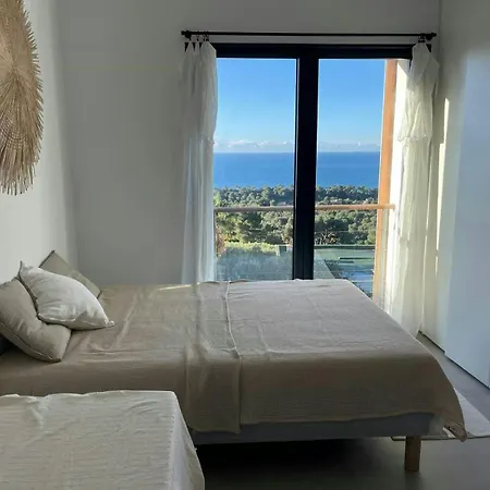 Contemporary With Sea View Vakantiehuis *