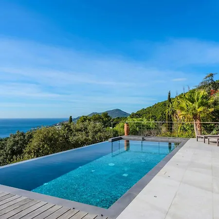 Contemporary With Sea View Vakantiehuis *