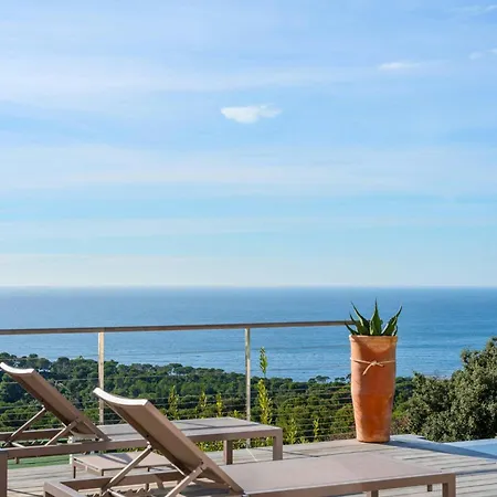 Contemporary With Sea View *